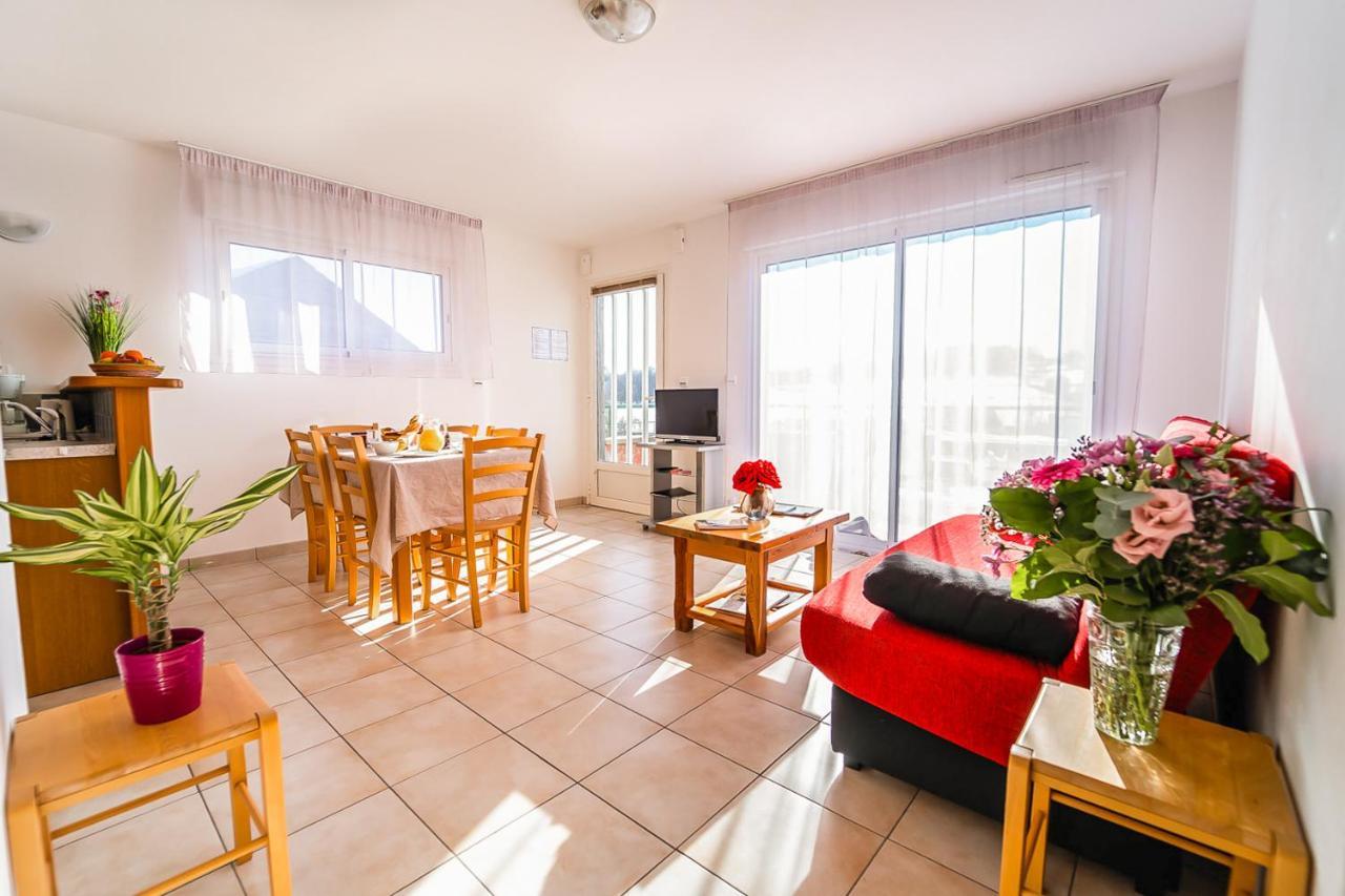 Les Chalets De La Vallee Du Bes Noalhac Bagian luar foto